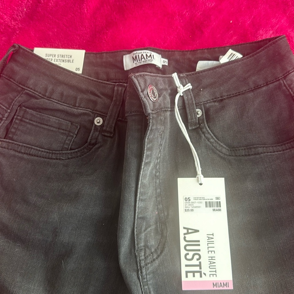 Black Miami jeans🍂 size 5!